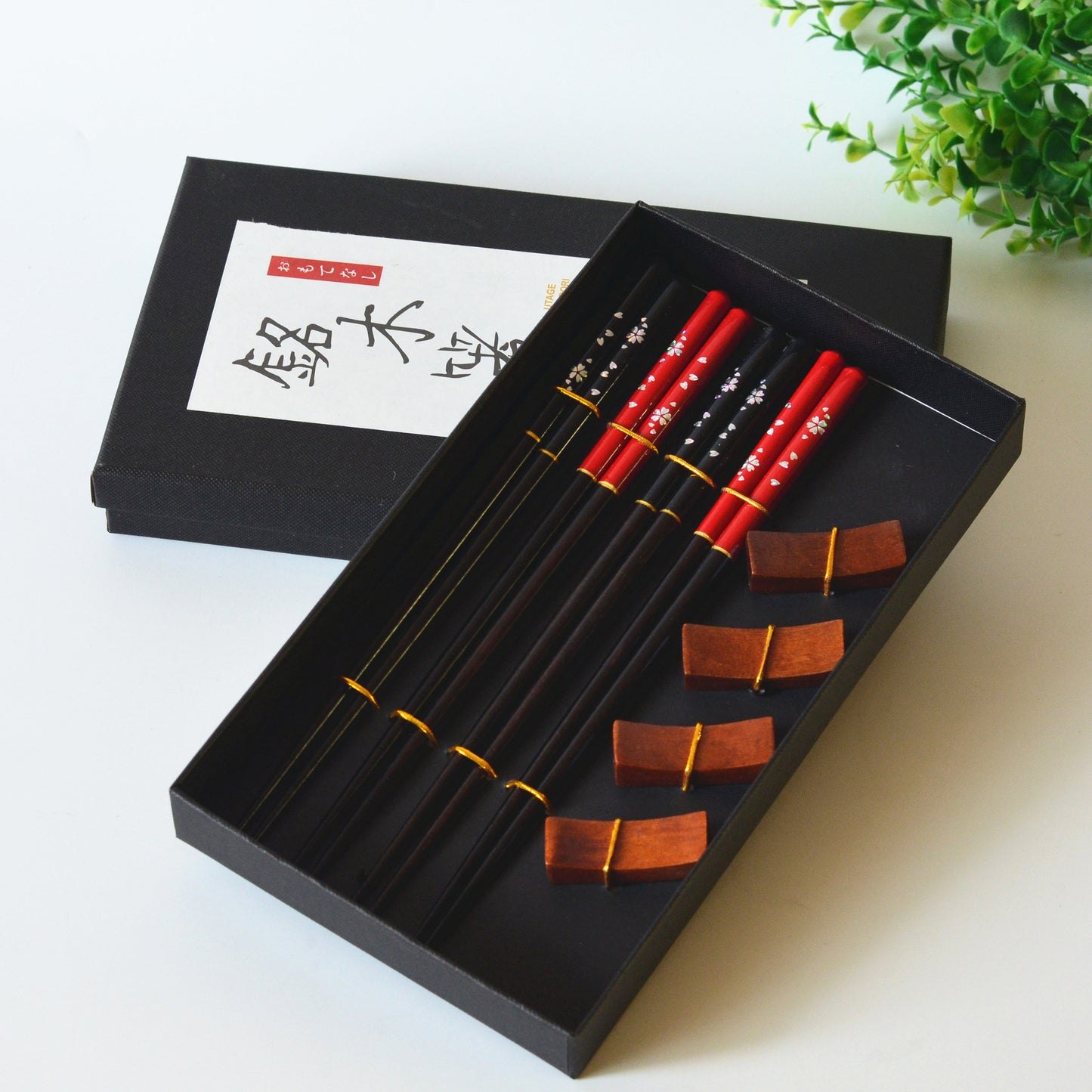 Flag Village Wooden Chopsticks 4 Pairs Of Chopsticks Chopstick Holder Combination Gift Box Set