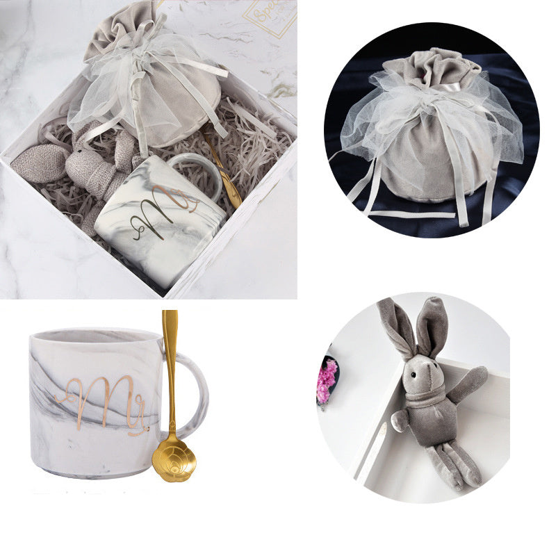 Flag Village Birthday creative and practical gift box