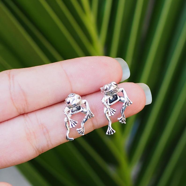 Flag Village Cute Frog Earrings Funny Animal Earrings For Women Girls Stud Earrings Jewelry Gifts