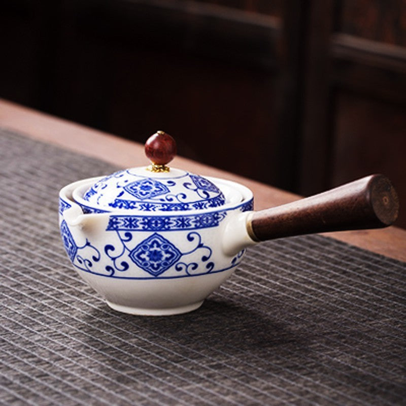 Flag Village Ceramic Teapot With Wooden Handle Side-handle Pot Household Kung Fu Oolong Filter Tea Maker Creative Black Pottery Teaware Gifts