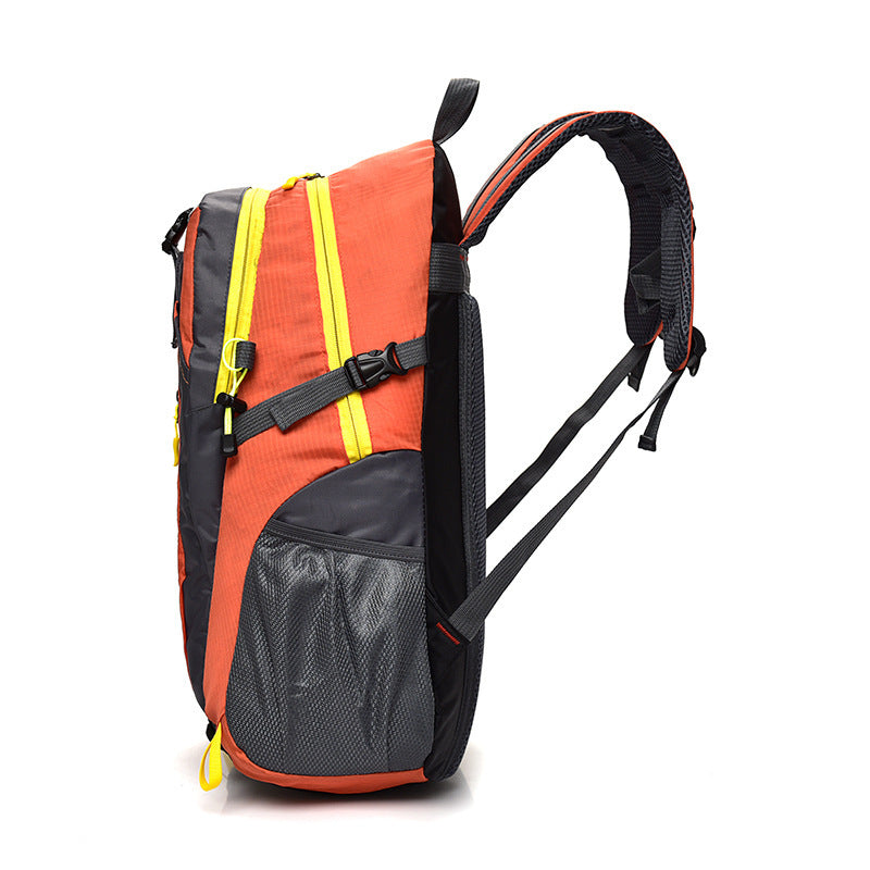 Flag Village Outdoor mountaineering bag large-capacity school bag travel backpack