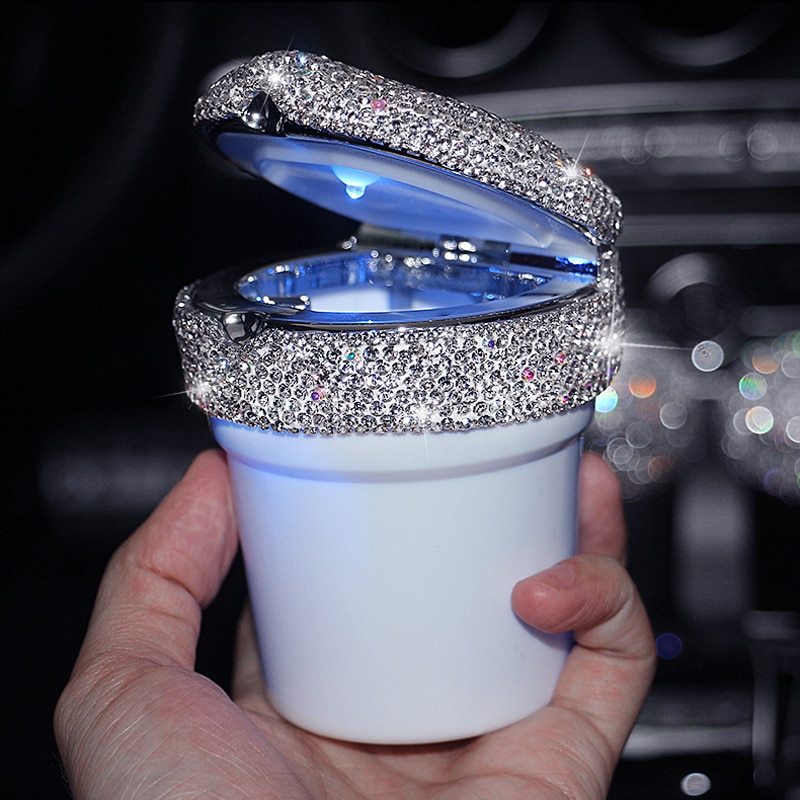 Flag Village Auto Tools Diamond-studded vehicle ashtray