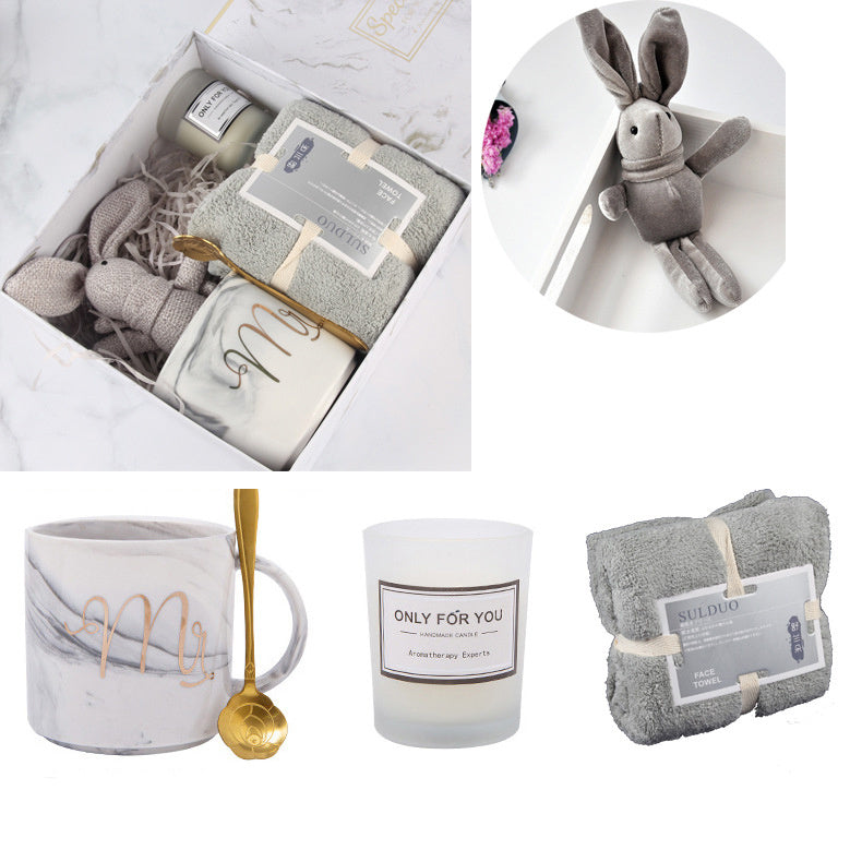 Flag Village Birthday creative and practical gift box