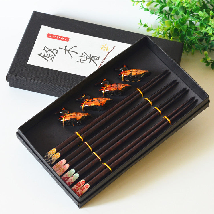 Flag Village Wooden Chopsticks 4 Pairs Of Chopsticks Chopstick Holder Combination Gift Box Set
