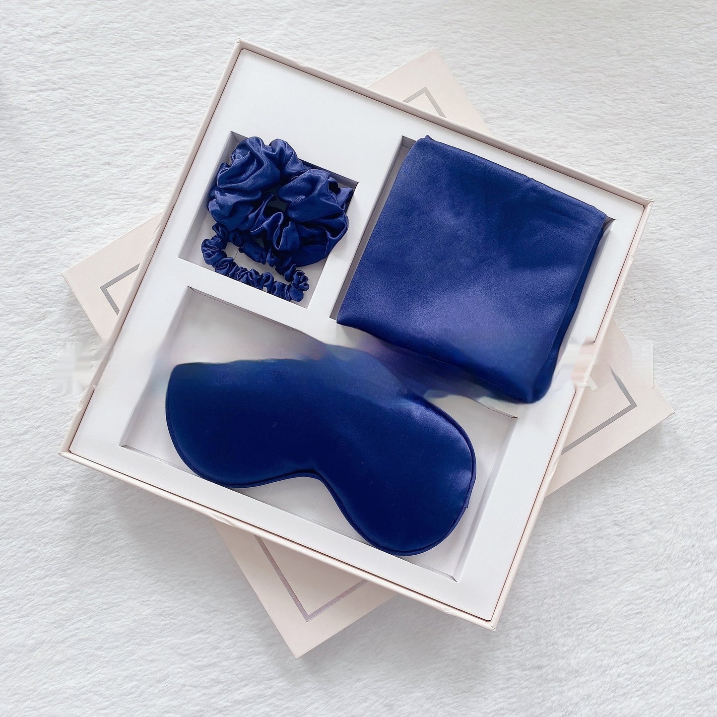Flag Village Hand Gift Box Eye Mask Set Four Piece Set