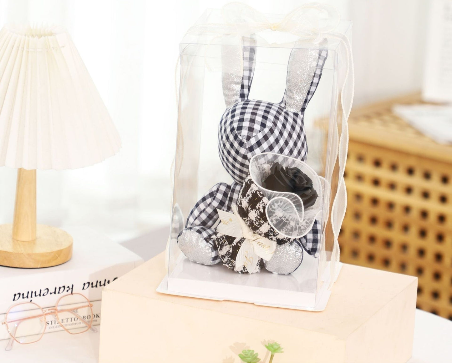 Flag Village Bear Gift Box Doll Flower Crafts