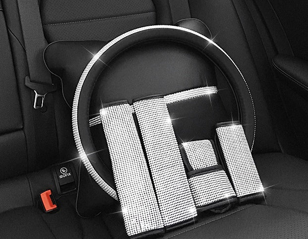 Flag Village Auto Tools Car steering wheel handle set Four seasons universal really cute feminine cartoon leather anti-slip handle