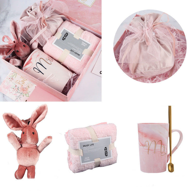 Flag Village Birthday creative and practical gift box