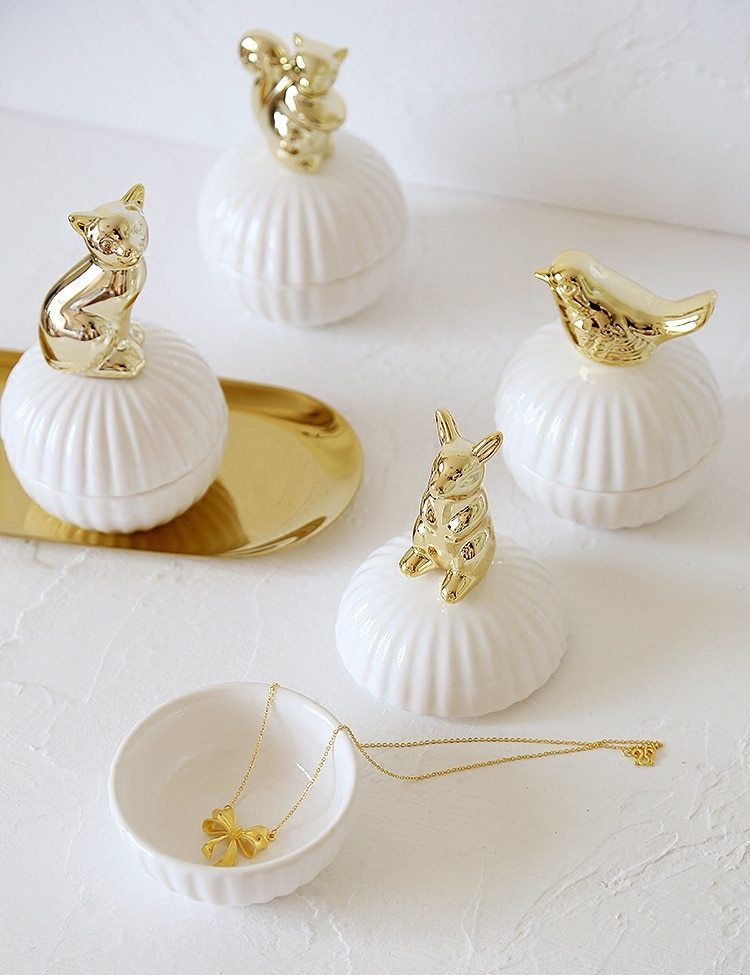 Flag Village Animal figurine decor jewelry box squirrel rabbit cat bird crafts gift home decor jar