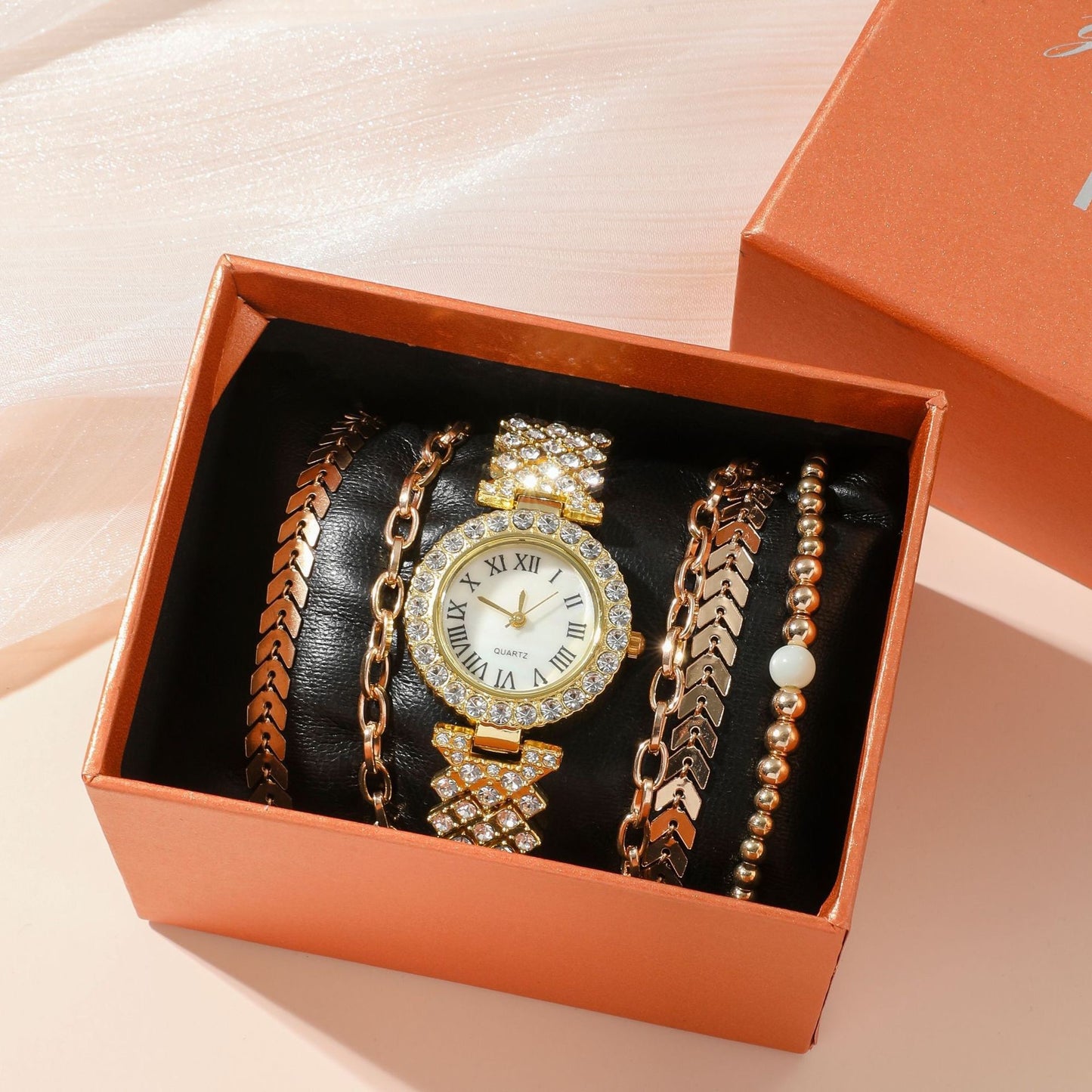 Flag Village Diamond Women's Bracelet Watch Luxury Fashion Gift Box Watch Bracelet Six-piece Set