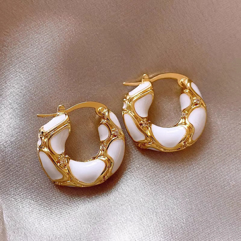 Flag Village Fashion Jewelry New Trendy Enamel Color Metal Texture Small Hoop Earrings For Women Gold Plated Statement Ear Buckle Creative Jewelry Gifts