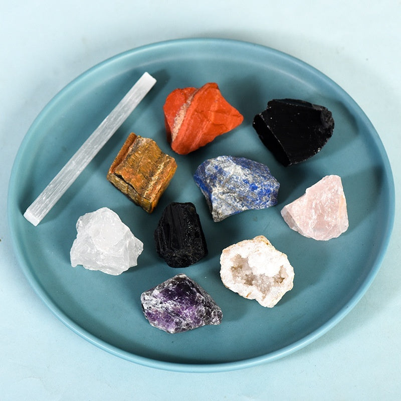 Flag Village 9 PCs Crystal Stone Rough Stone Rolling Millstone Christmas Box Set White Crystal Festival Gift Decoration