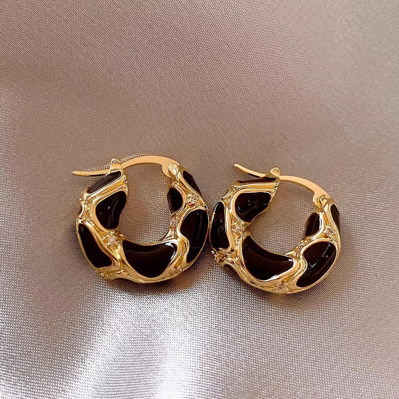 Flag Village Fashion Jewelry New Trendy Enamel Color Metal Texture Small Hoop Earrings For Women Gold Plated Statement Ear Buckle Creative Jewelry Gifts