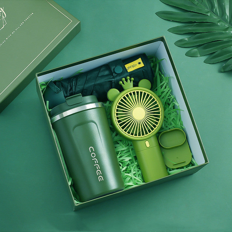 Flag Village Creative gift box: includes water cup, mini fan, umbrella, and other practical goodies. Creative Gift Box