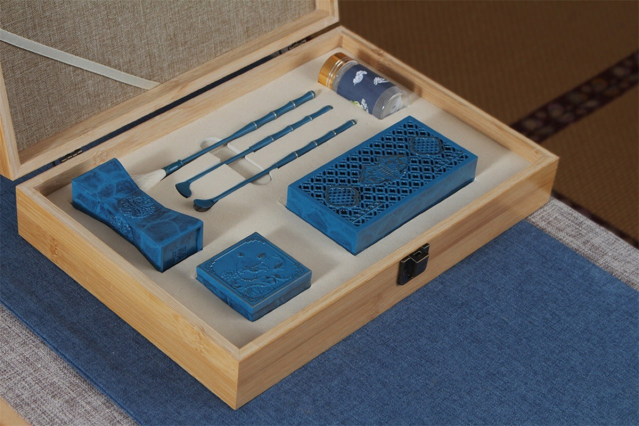 Flag Village Burnt Blue Citron Set Gift Box Incense Tools