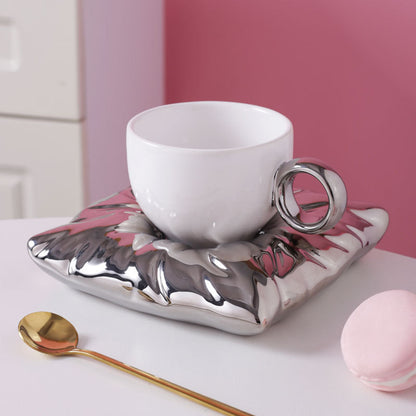 Flag Village Nordic Style Ceramic Cup With Pillow Coaster Creative Couple Coffee Cup Tea Cups Saucers Christmas Gift Box Set Drinkware