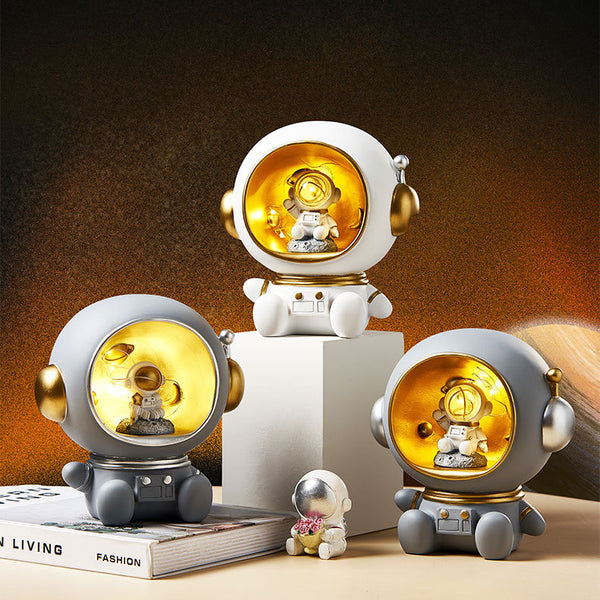 Flag Village Astronaut Creative Night Light Piggy Bank Resin Decor Cute Character Model Nordic Home Decor Living Room Desk Decoration Gifts