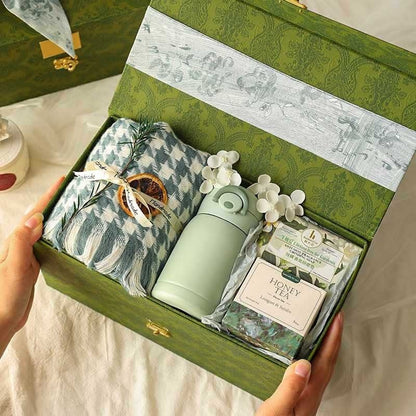 Flag Village Gift Gift For Girlfriend Niche Winter Scarf Gift Box