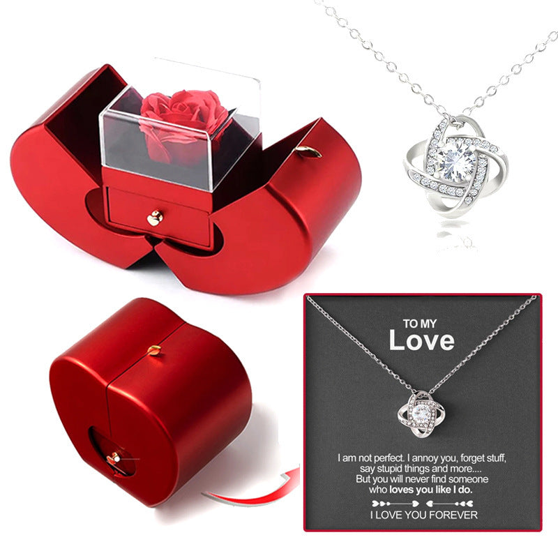 Flag Village Four-leaf Clover Necklace Female Apple Box Set Mother's Day Gift