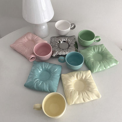 Flag Village Nordic Style Ceramic Cup With Pillow Coaster Creative Couple Coffee Cup Tea Cups Saucers Christmas Gift Box Set Drinkware