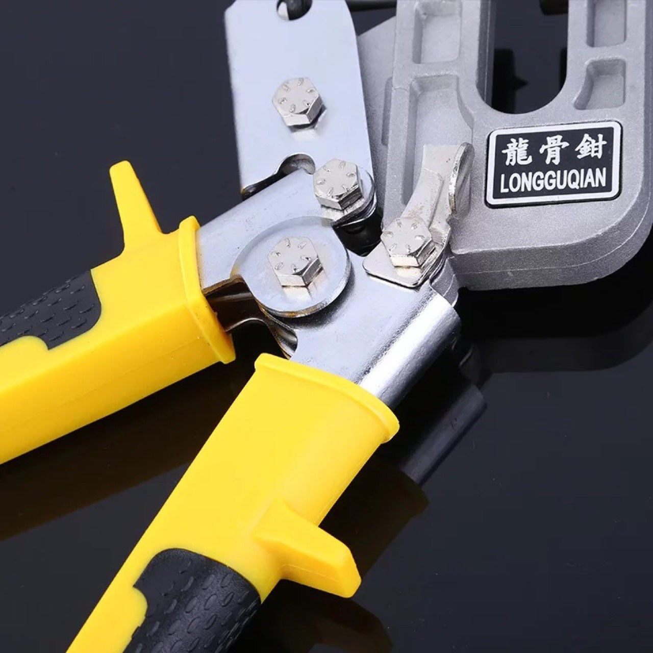 Flag Village Auto Tools One-handed Light Steel Keel Pliers, Special Fixing Tools, Ceiling Fixed Drilling Pliers