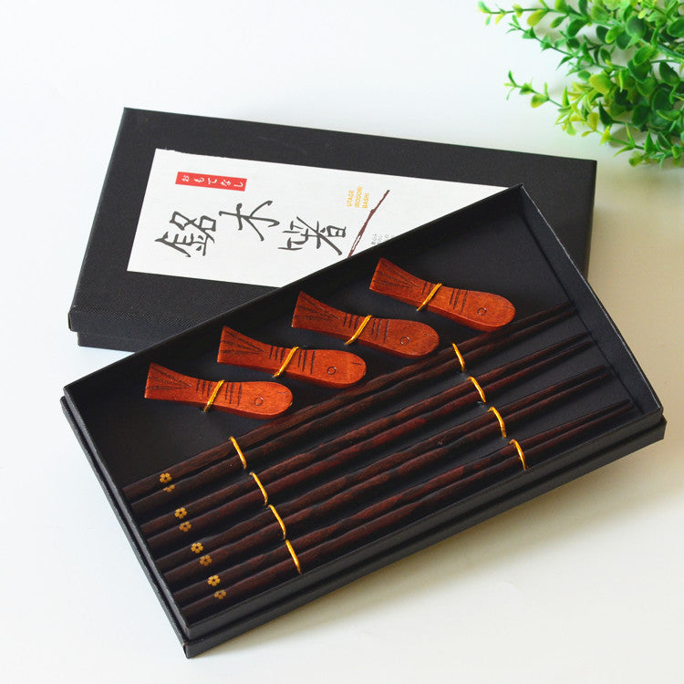 Flag Village Wooden Chopsticks 4 Pairs Of Chopsticks Chopstick Holder Combination Gift Box Set