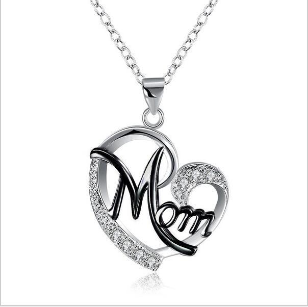 Flag Village European And American Women's Necklaces Mom Color Separation Heart-shaped Diamonds Wish Explosive Mother' Day Gifts Across The Border