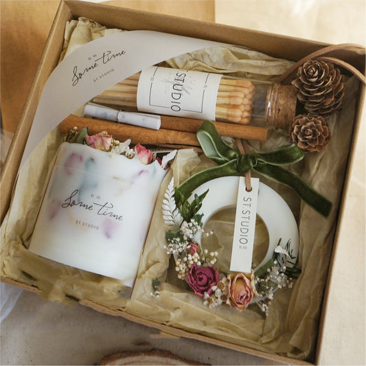 Flag Village Dried Flower Scented Candle Gift Box Home Decorative Ornaments