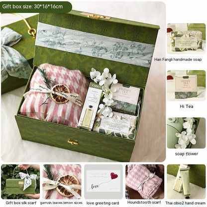 Flag Village Gift Gift For Girlfriend Niche Winter Scarf Gift Box