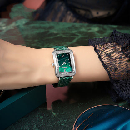 Flag Village Women's Exquisite Small Green Watch Set Gift Box Square