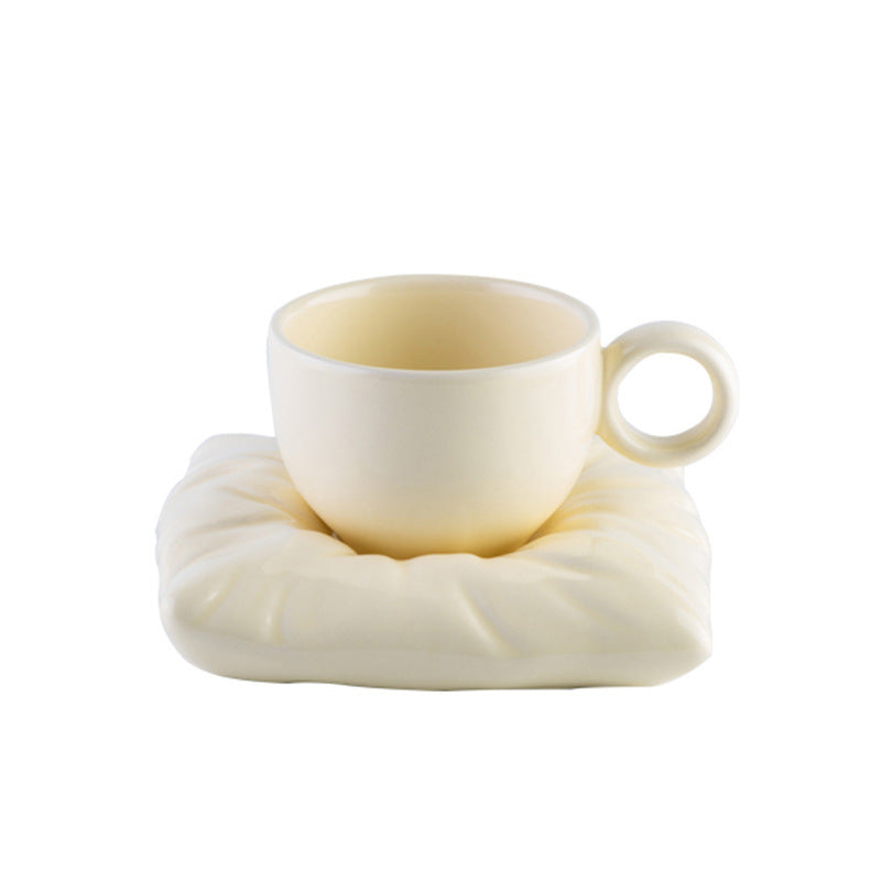 Flag Village Nordic Style Ceramic Cup With Pillow Coaster Creative Couple Coffee Cup Tea Cups Saucers Christmas Gift Box Set Drinkware